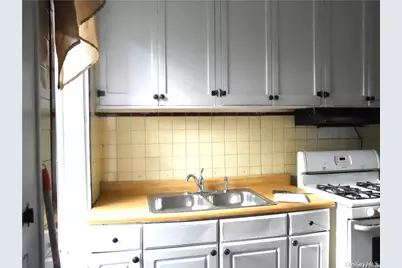 9 Liberty Street, Newburgh, NY 12550 - Photo 8