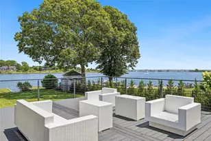 193 Holiday Blvd, Center Moriches, NY 11934 - Photo 16