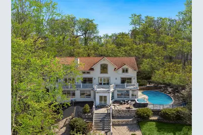 15 Hoffstot Lane, Sands Point, NY 11050 - Photo 4