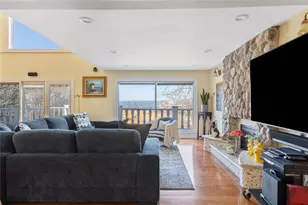 15 Hoffstot Ln, Sands Point, NY 11050 - Photo 12