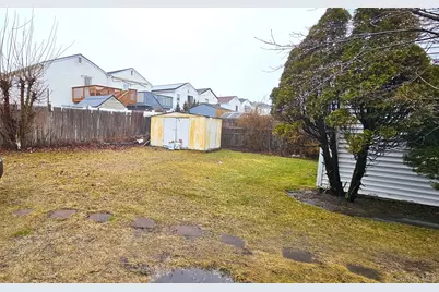 29-64 Falcon Avenue, Far Rockaway, NY 11691 - Photo 4