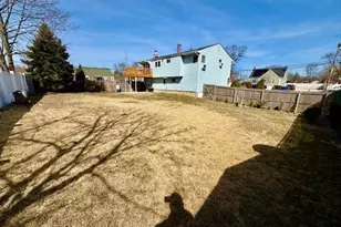 40 Church St, Central Islip, NY 11722 - Photo 20