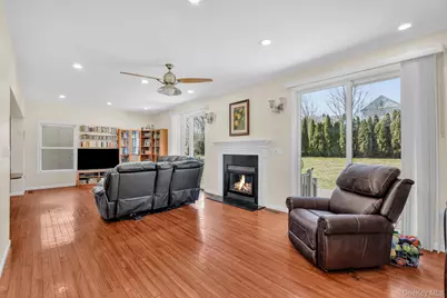 27 Overlook Road, White Plains, NY 10605 - Photo 8