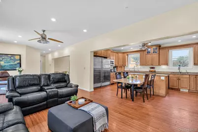 27 Overlook Road, White Plains, NY 10605 - Photo 6