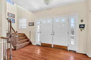 27 Overlook Rd, White Plains, NY 10605 - Photo 4