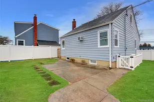 787 Stewart Ave, Bethpage, NY 11714 - Photo 18