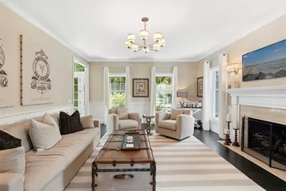 146 Coopers Farm Road, Southampton, NY 11968 - Photo 4