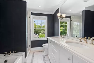 146 Coopers Farm Road, Southampton, NY 11968 - Photo 18