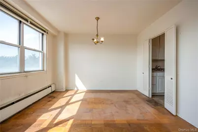 615 Palmer Rd #602, Yonkers, NY 10701 - Photo 8