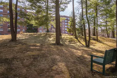 615 Palmer Rd #602, Yonkers, NY 10701 - Photo 20