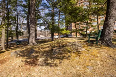 615 Palmer Rd #602, Yonkers, NY 10701 - Photo 22