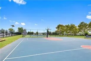 109 Fleet Ct, Bronx, NY 10473 - Photo 8