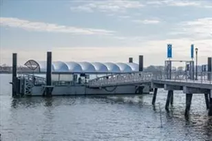 109 Fleet Ct, Bronx, NY 10473 - Photo 6