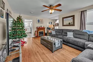 40 N Elm St, Beacon, NY 12508 - Photo 4