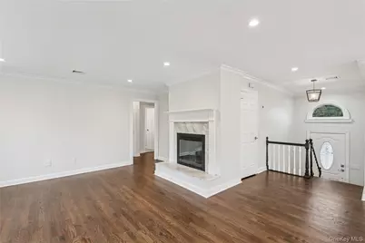 315 McKinley Terrace, Centerport, NY 11721 - Photo 14