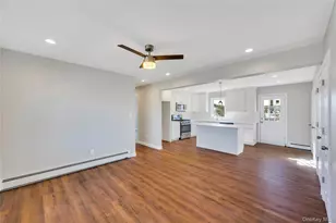 7 Howard Ave, Freeport, NY 11520 - Photo 4