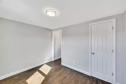 7 Howard Avenue, Freeport, NY 11520 - Photo 20