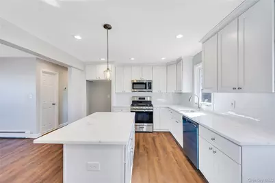 7 Howard Avenue, Freeport, NY 11520 - Photo 12