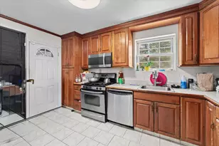 4167 Monticello Ave, Bronx, NY 10466 - Photo 12