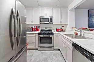 132 Sunset Blvd, Bronx, NY 10473 - Photo 12