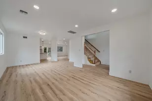 40 Hawkins Ave, Medford, NY 11763 - Photo 8