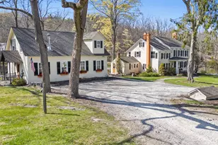 124 E Ridge Rd, Warwick, NY 10990 - Photo 2