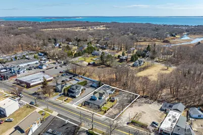 13100 Main Rd, Mattituck, NY 11952 - Photo 8