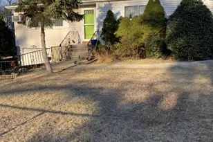 433 Browns Rd, Nesconset, NY 11767 - Photo 2