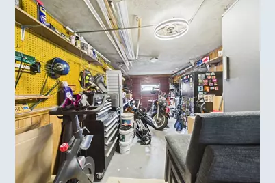 48 Whittier Avenue, North Babylon, NY 11703 - Photo 24