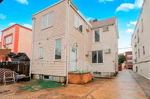 112 Bay 10th St, Brooklyn, NY 11228 - Photo 32