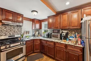 114-22 174th St, Jamaica, NY 11434 - Photo 6