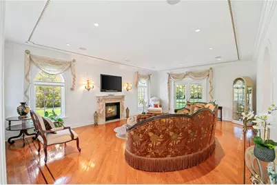 8 Tatem Way, Old Westbury, NY 11568 - Photo 10