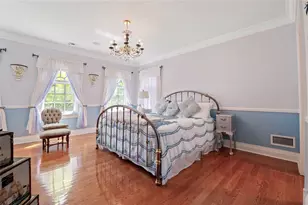 8 Tatem Way, Old Westbury, NY 11568 - Photo 28