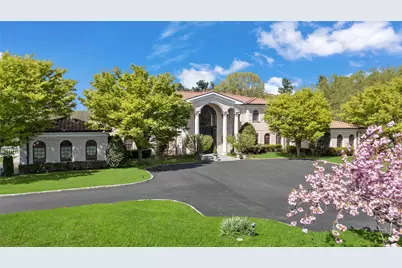 8 Tatem Way, Old Westbury, NY 11568 - Photo 44