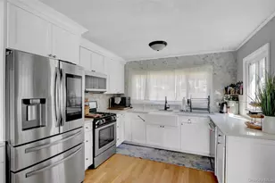 243 Lakeside Trail, Ridge, NY 11961 - Photo 10