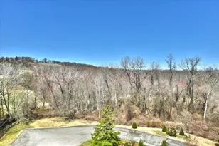 100 Harbor View Dr, Port Washington, NY 11050 - Photo 20