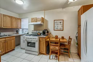 144-60 Gravett Rd, Flushing, NY 11367 - Photo 16