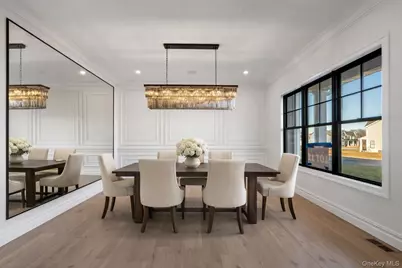 30 Main Parkway, Plainview, NY 11803 - Photo 12