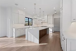 30 Main Pkwy, Plainview, NY 11803 - Photo 10