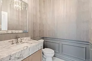 30 Main Pkwy, Plainview, NY 11803 - Photo 18