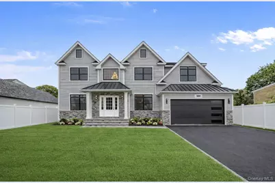 30 Main Parkway, Plainview, NY 11803 - Photo 2