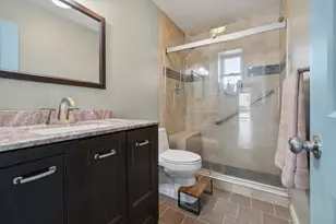 605 Lake Ct, Middle Island, NY 11953 - Photo 8