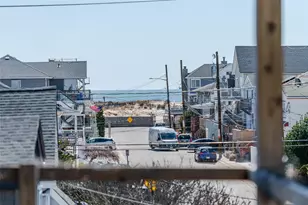 62 Rochester Ave, Long Beach, NY 11561 - Photo 24