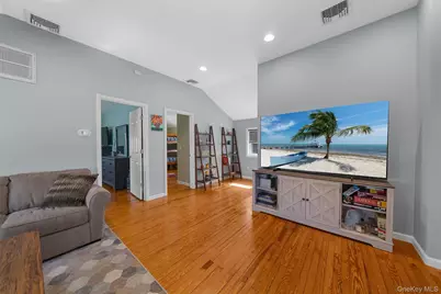 16 Birch Drive, Greenwood Lake, NY 10925 - Photo 10