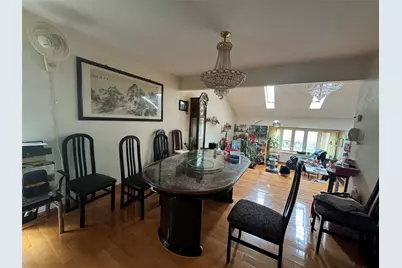 71 Horace Harding Boulevard, Great Neck, NY 11020 - Photo 4