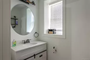 237 Warren St, Hudson, NY 12534 - Photo 8