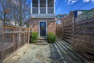 237 Warren St, Hudson, NY 12534 - Photo 34