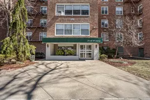 211-40 18th Ave, Bayside, NY 11360 - Photo 24
