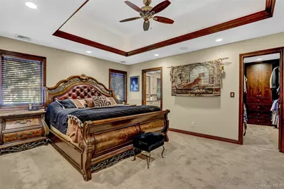 241 Willetts Lane, West Islip, NY 11795 - Photo 18