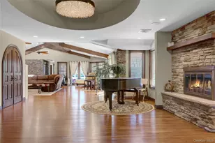 241 Willetts Ln, West Islip, NY 11795 - Photo 8